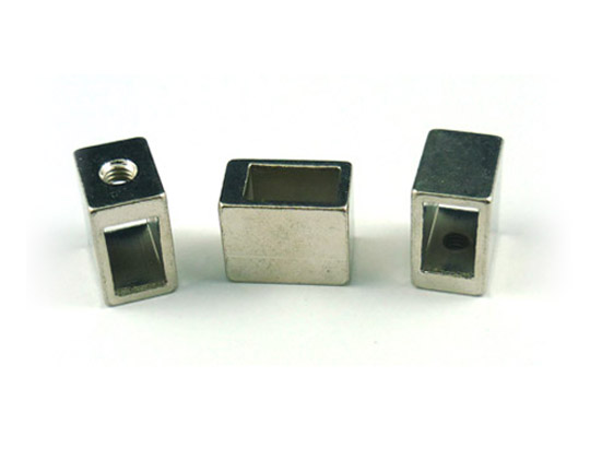 Square hole copper terminals